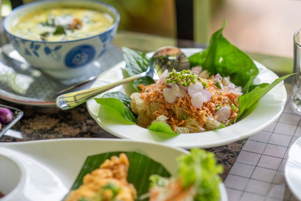 ตำราอาหารชาววัง มรดกทางรสชาติที่ซ่อนอยู่ในรั้ววังมานานหลายชั่วอายุคน